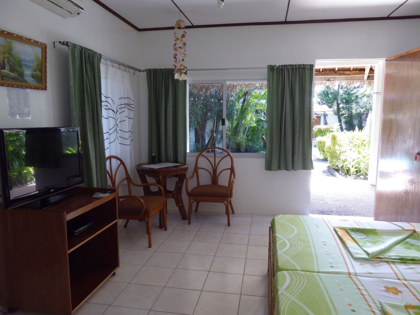 MARCOSAS COTTAGES RESORT