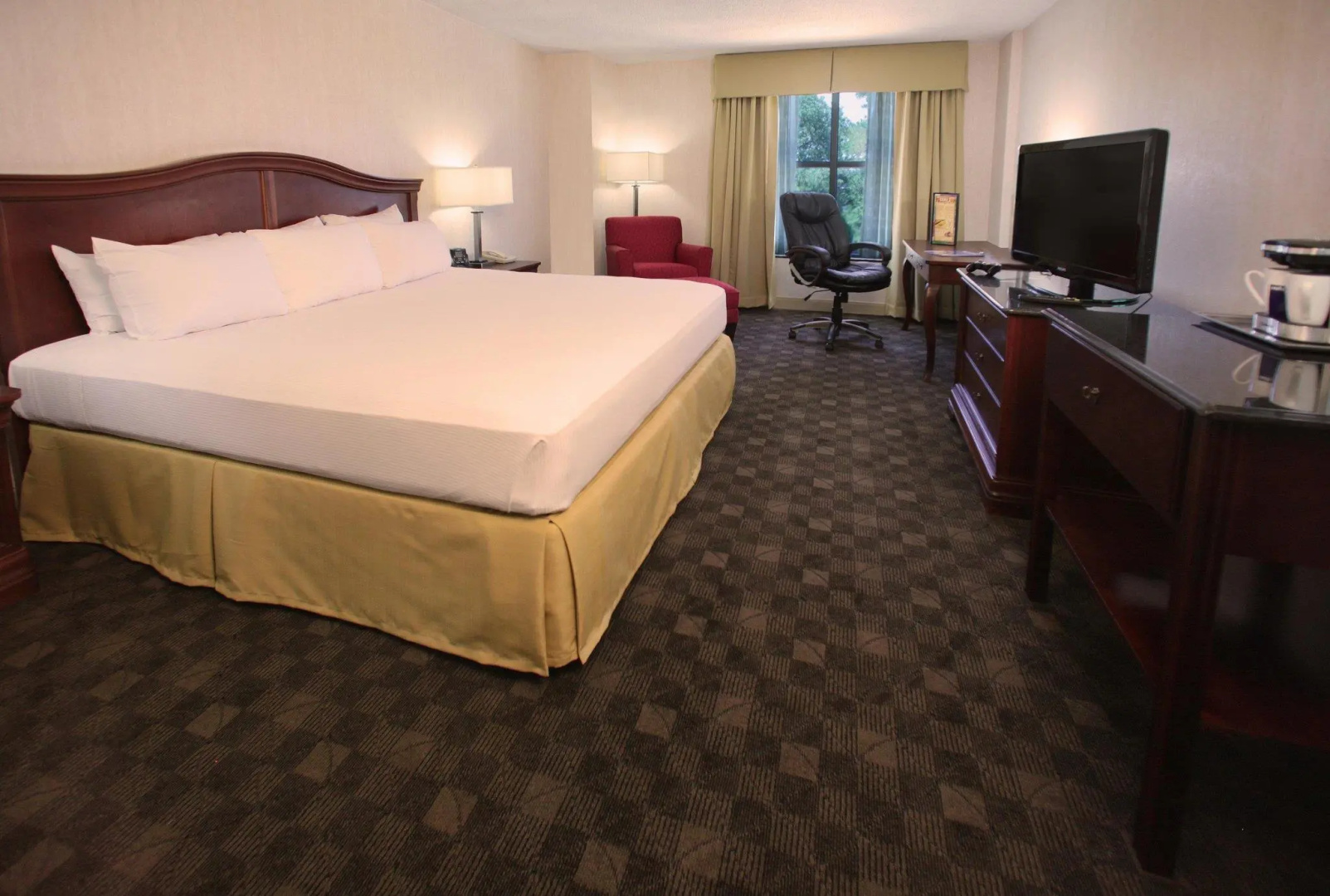 Foto - Doubletree by Hilton Hotel Norfolk Airport