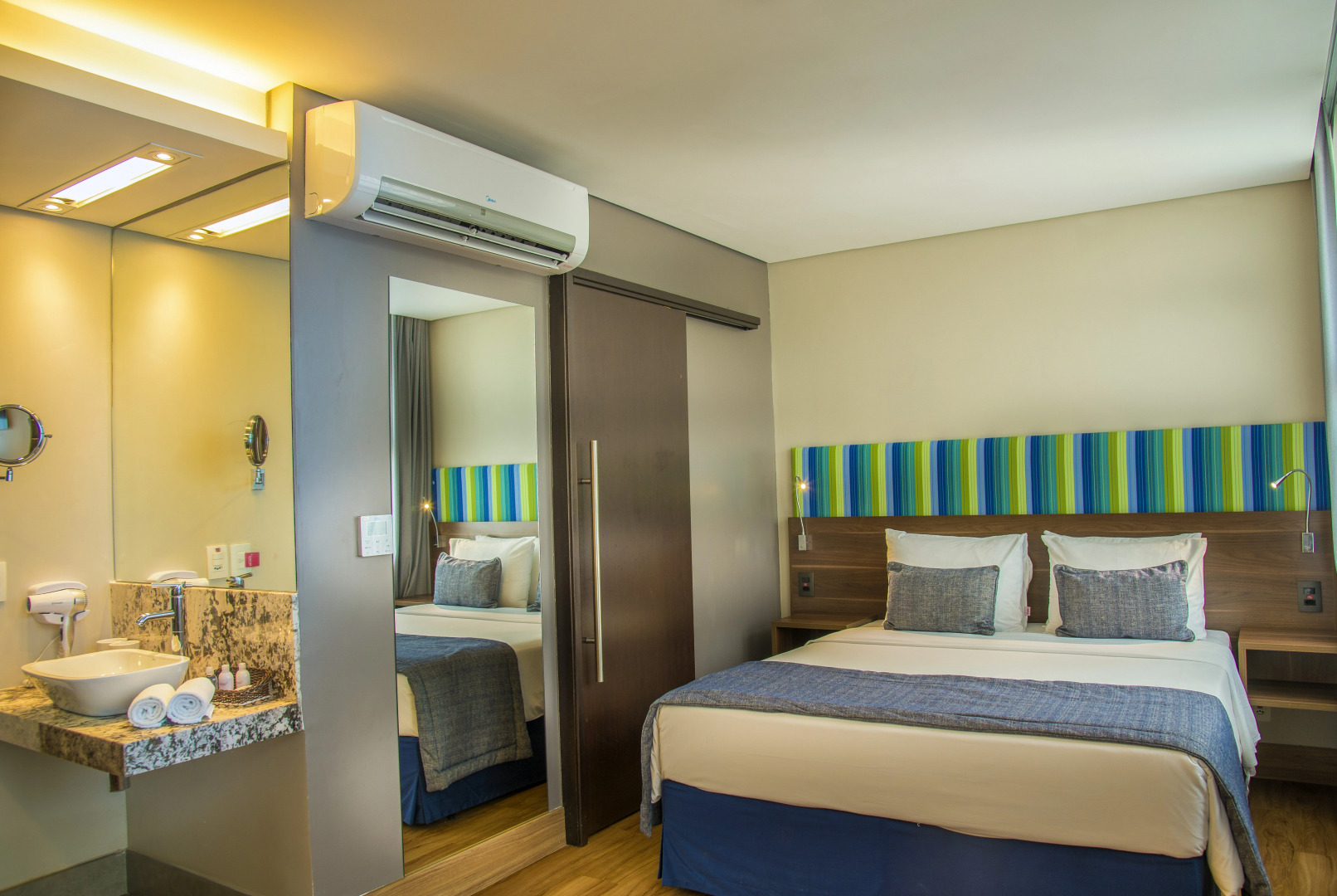 Foto - Prodigy Santos Dumont by Wish