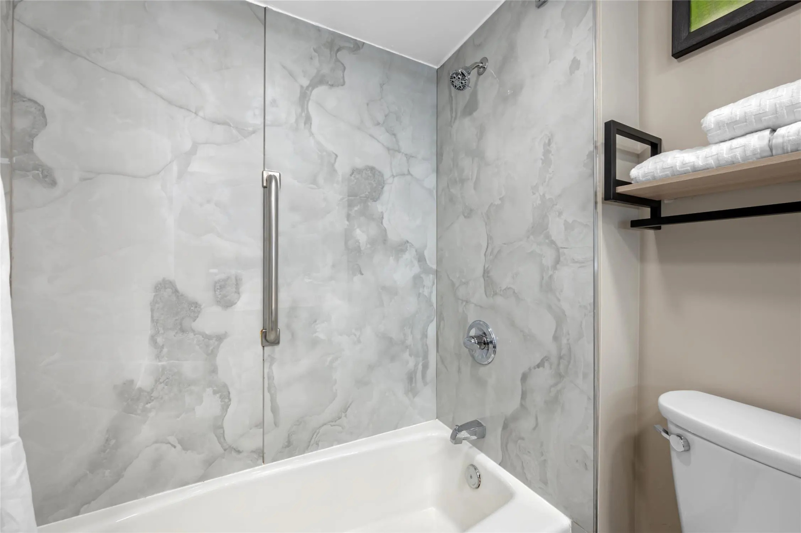Photo - Best Western Plus Indianapolis North At Pyramids