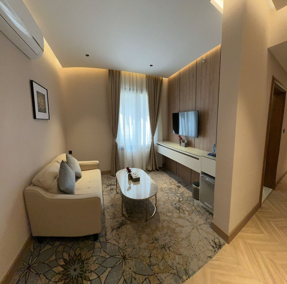 Ramadi Hotel