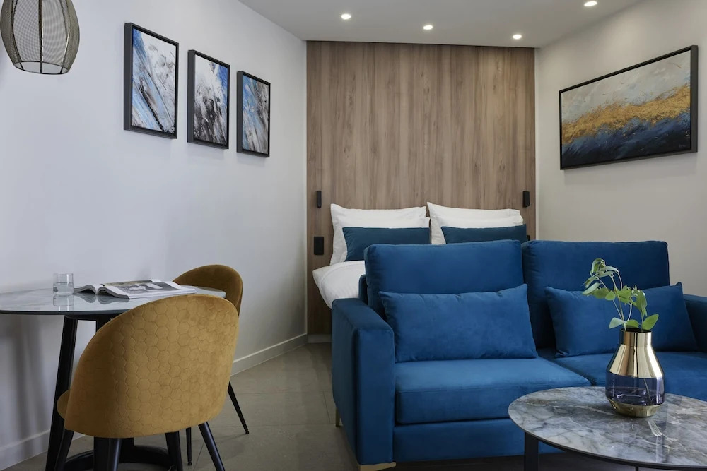 Photo - Hestia - Kolokotroni 23