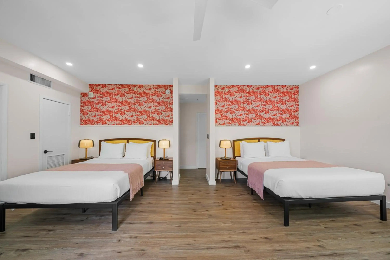 Photo - Greenview Hotel By Lowkl