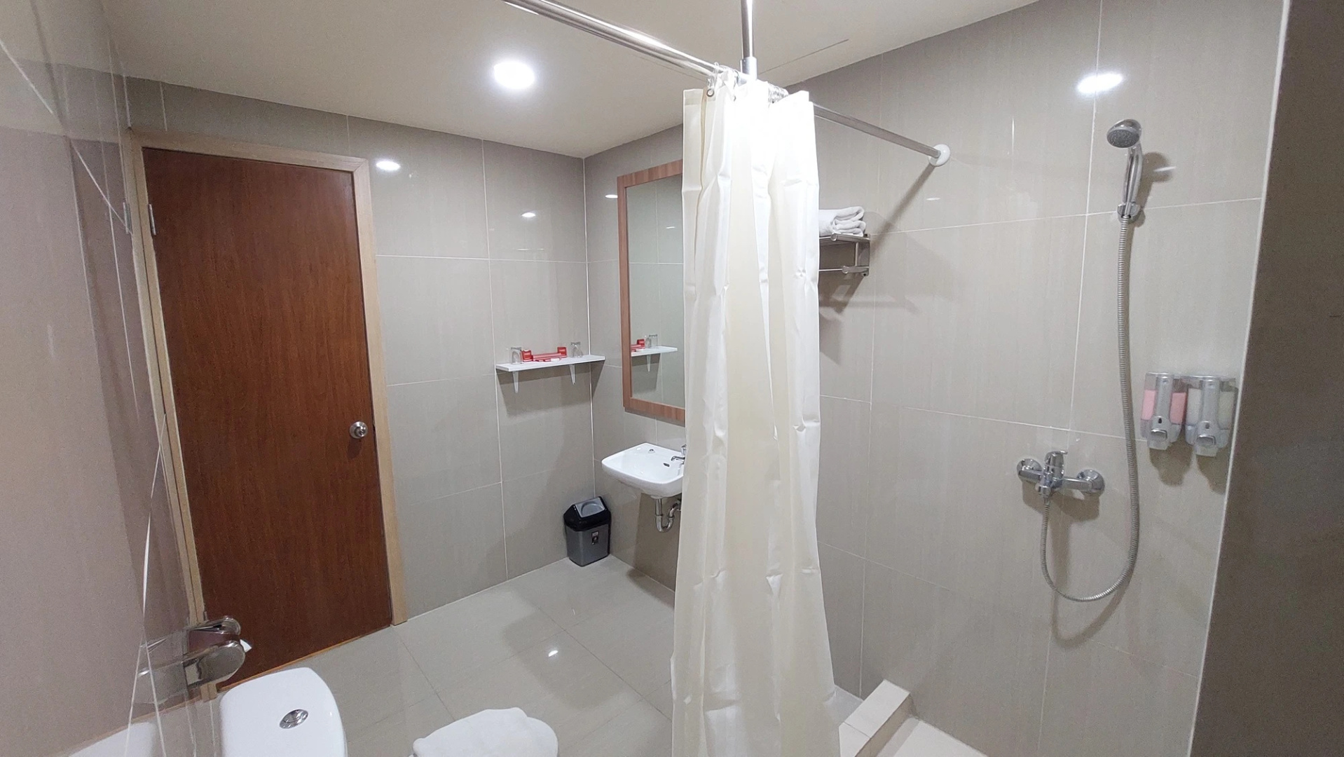 Photo - Moritz Hotel Rsab Harapan Kita