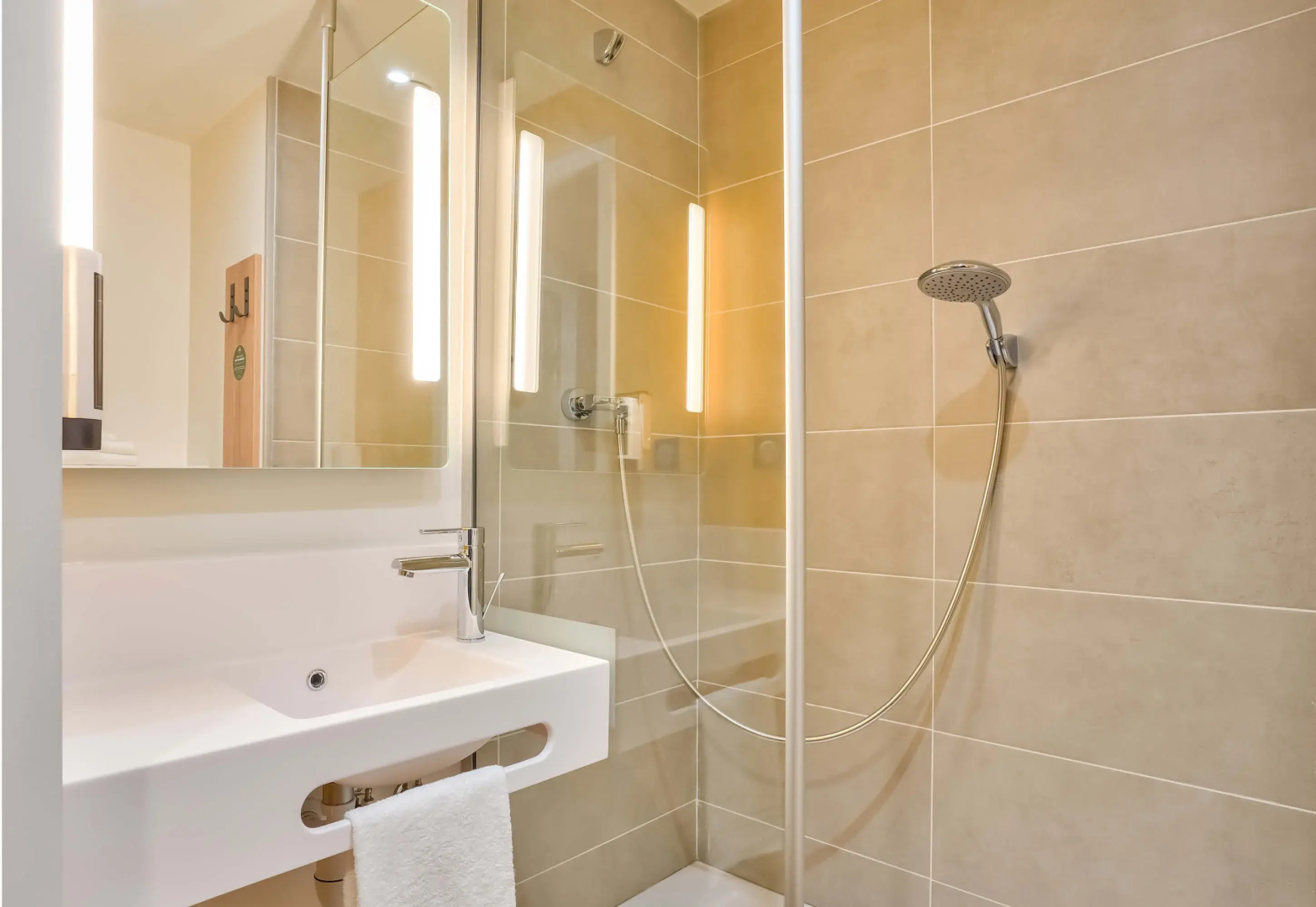 Photo - B&B HOTEL Paris Porte d'Orléans