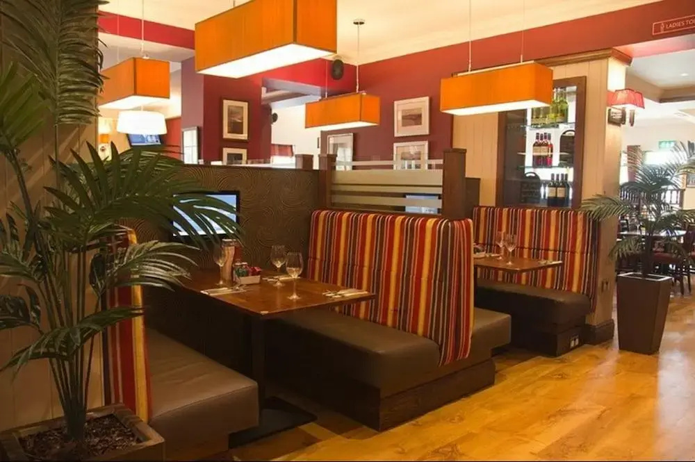 Photo - Wellington Hotel by Greene King Inns