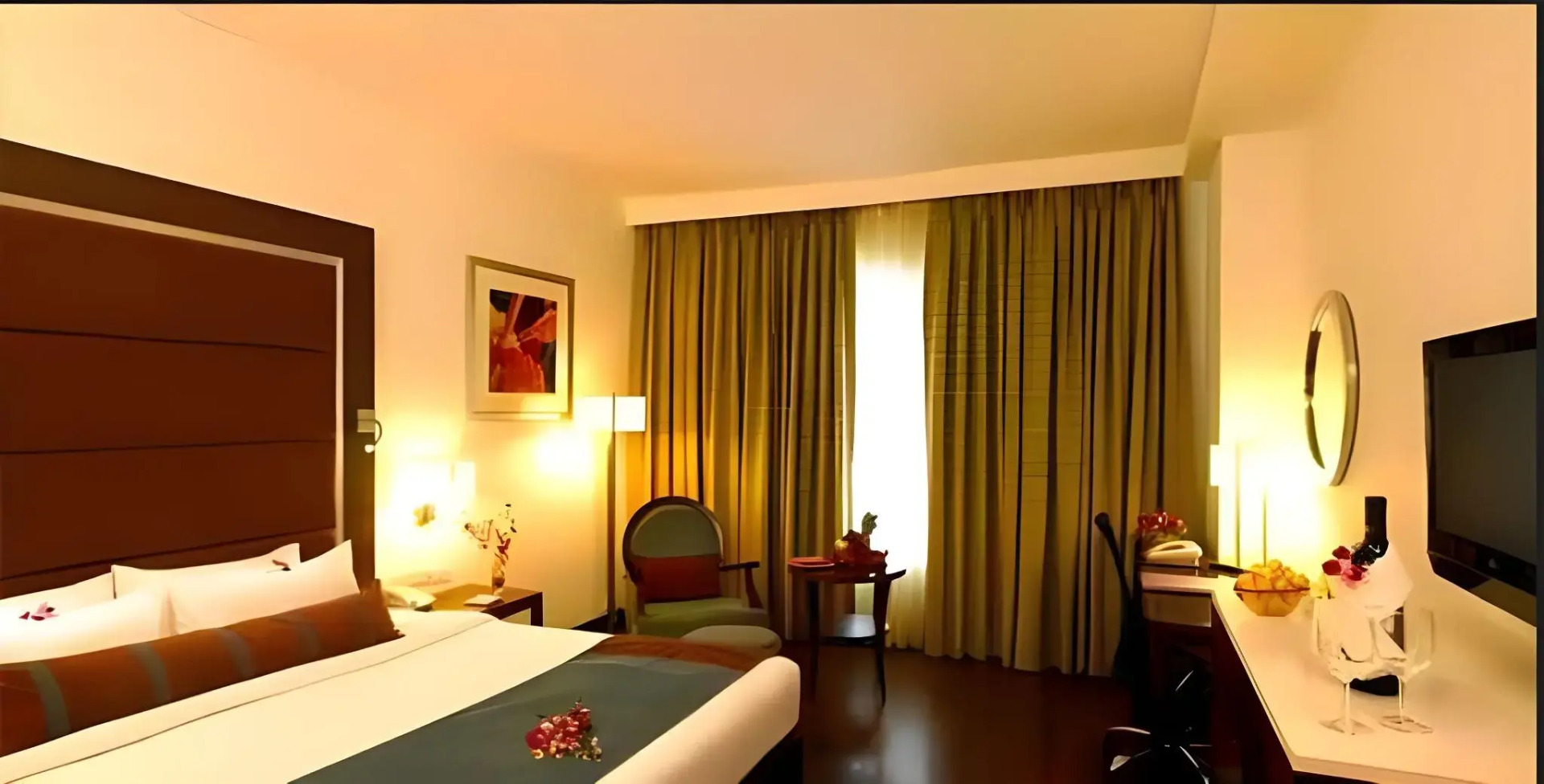 Photo - Royal Orchid Central, Pune