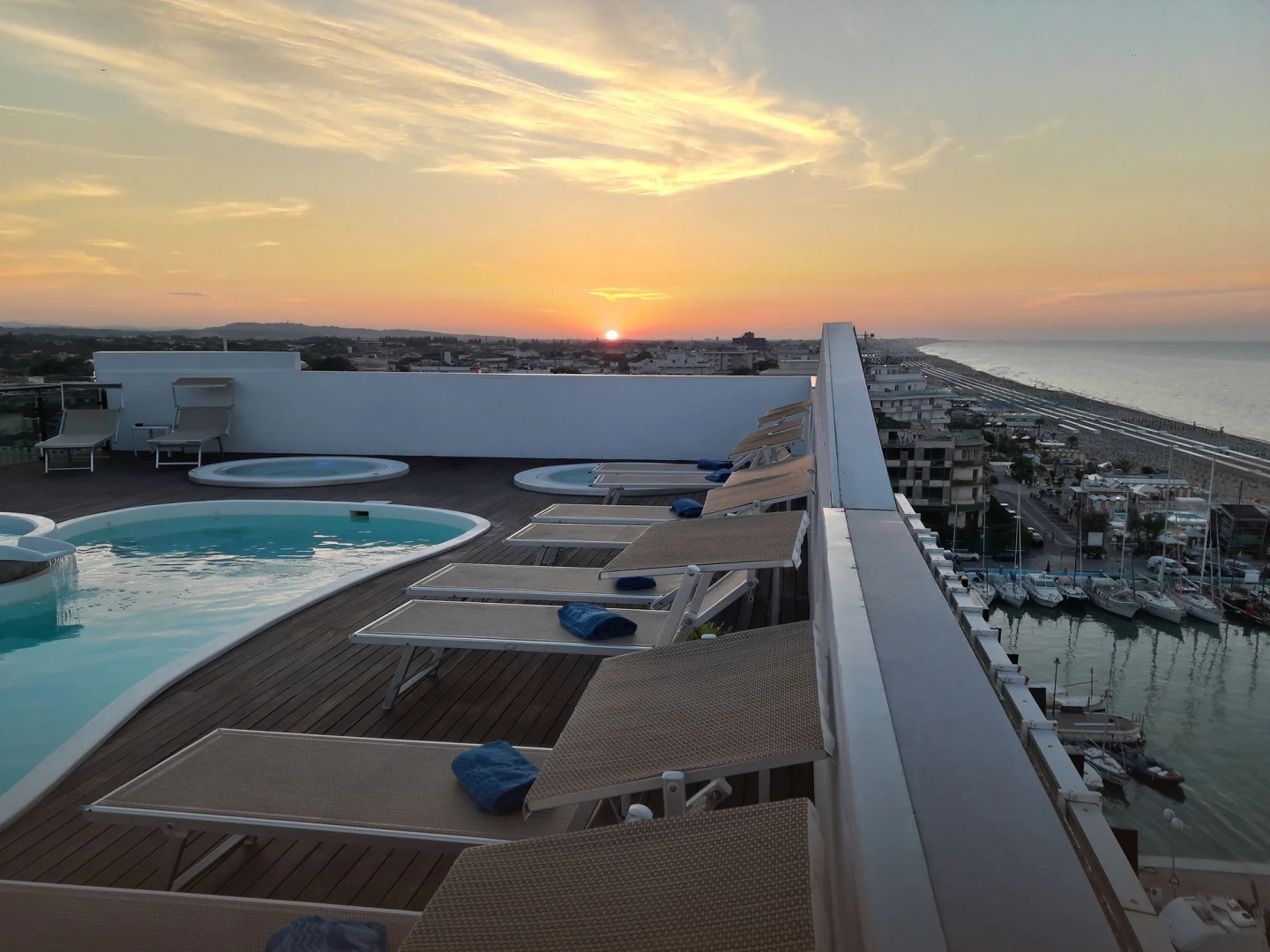 Photo - Hotel Nautico