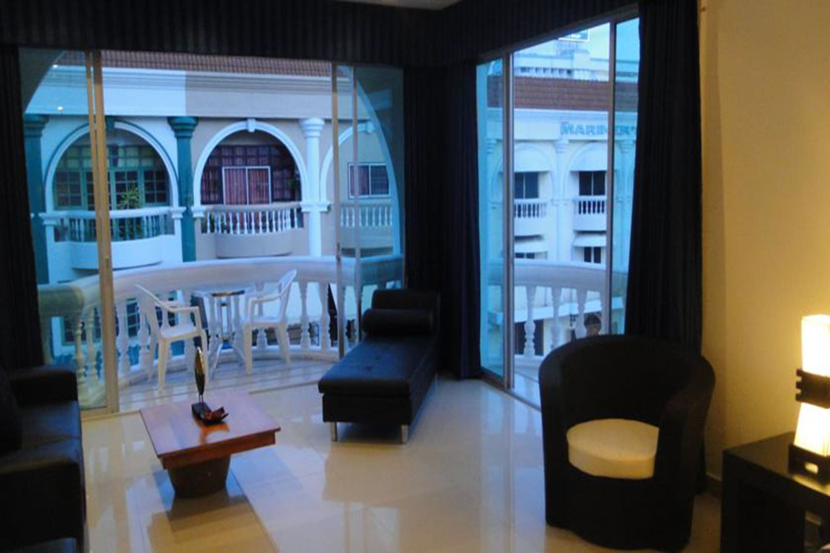 Foto - East Suites