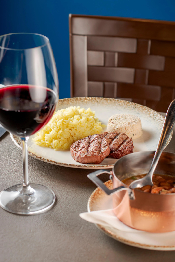 Foto - George V Casa Branca