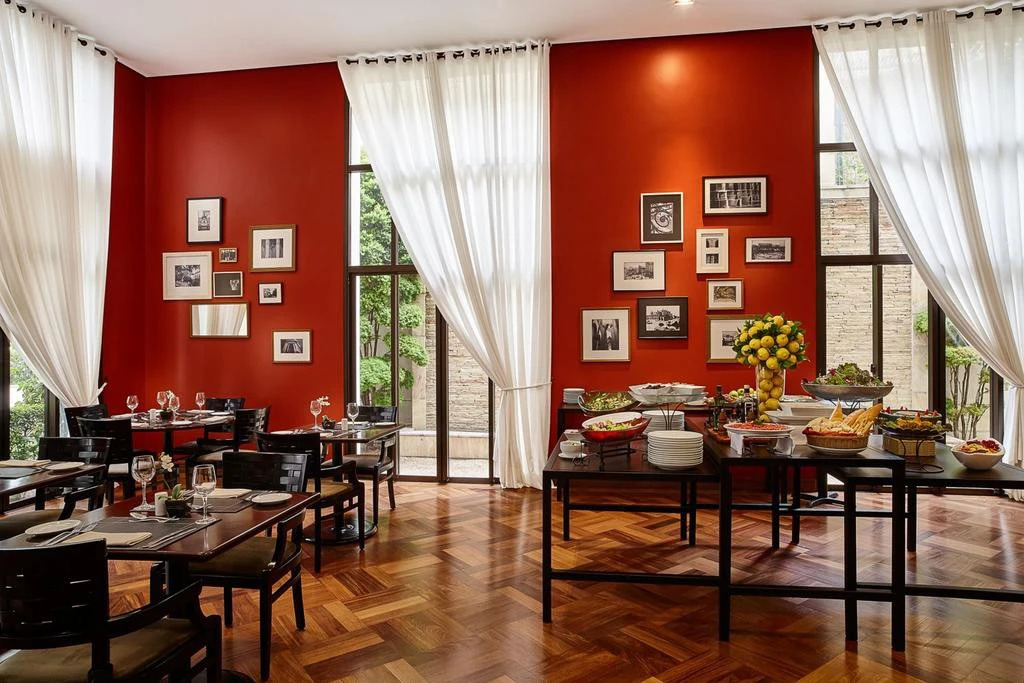 Foto - George V Casa Branca