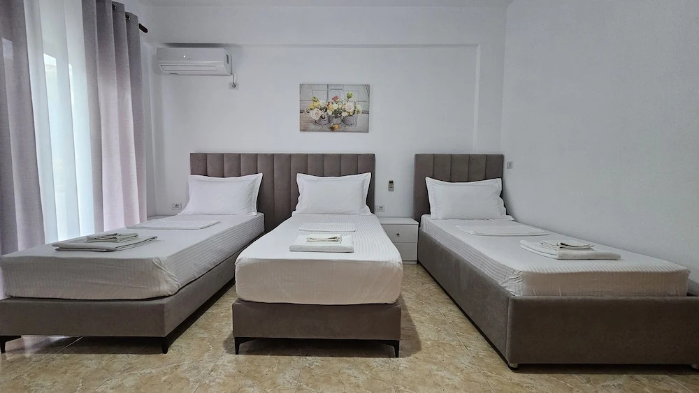 Photo - Vila Malo