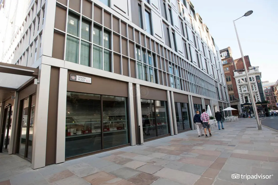 Photo - South Place Hotel