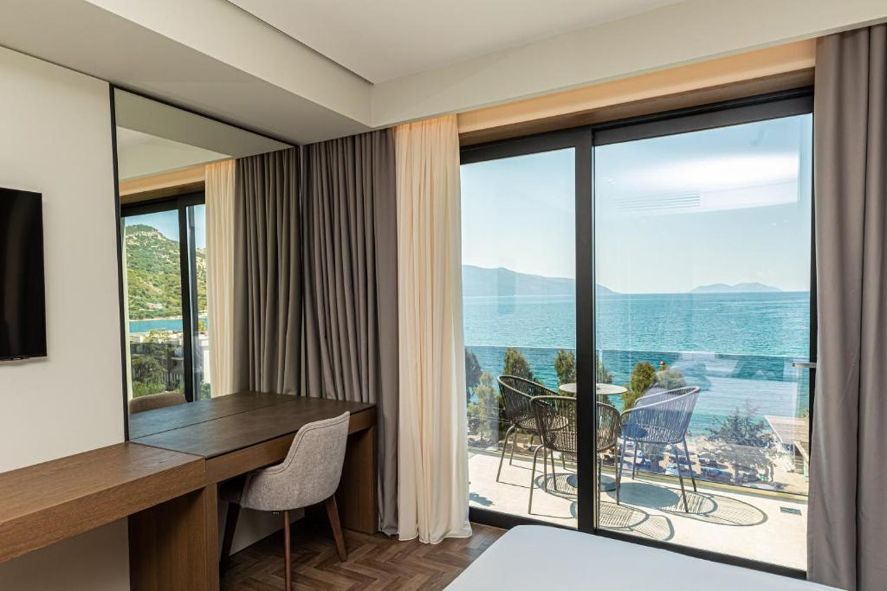 Photo - Mazarine Hotel
