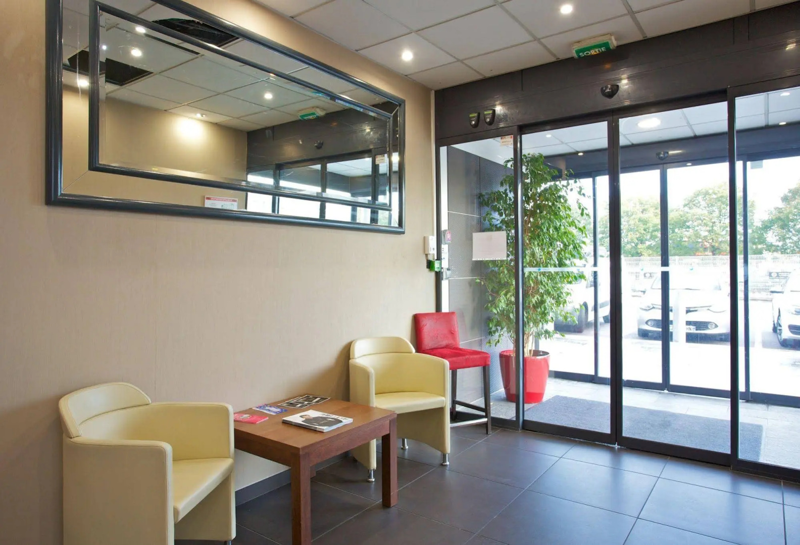 Photo - Aka Lodge Lyon Eurexpo Arena Stadium