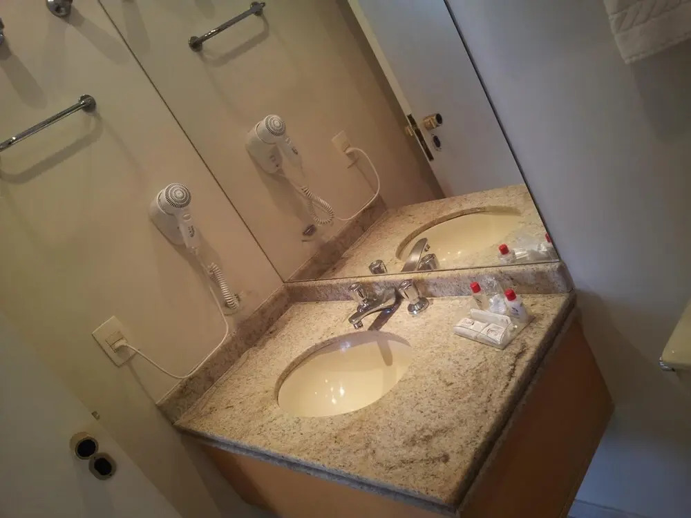 Foto - Bienal Suítes