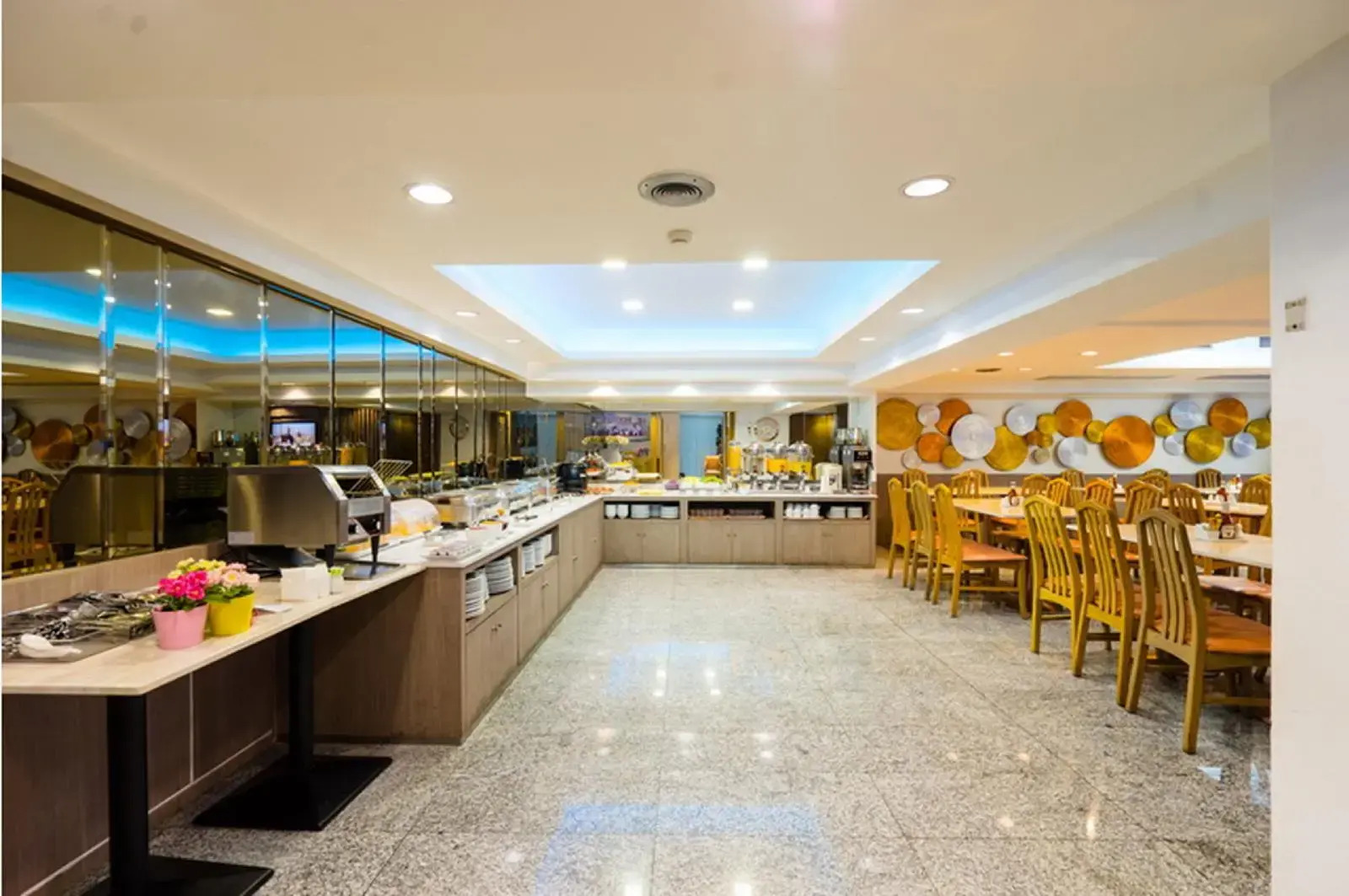 Photo - Samran Place Hotel