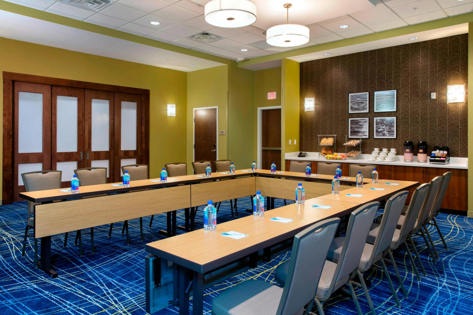 Photo - SpringHill Suites Orlando at FLAMINGO CROSSINGS® Town Center/Western Entrance