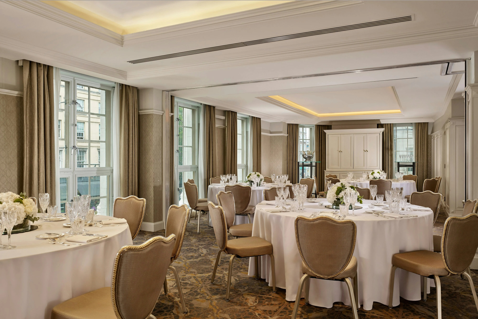 Photo - The College Green Hotel Dublin, Autograph Collection