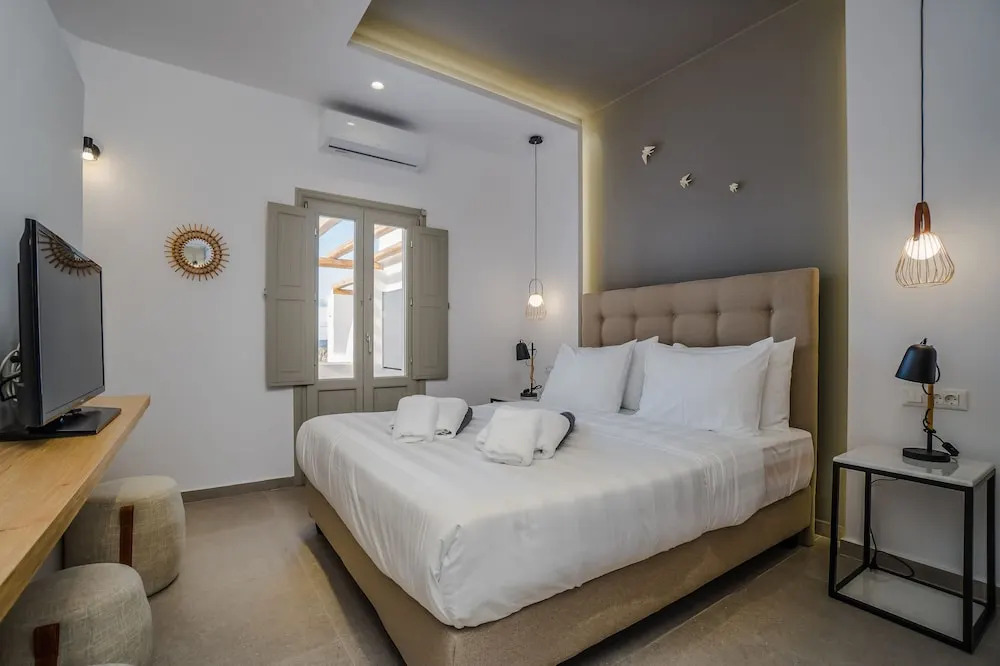 Photo - Symphony Suites Santorini