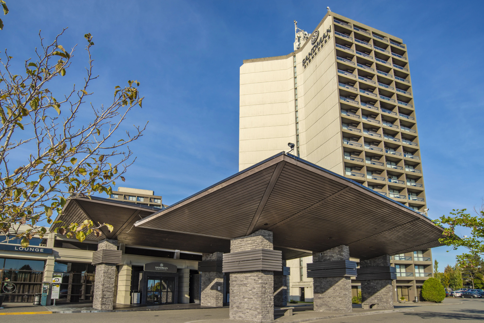 Photo - Sandman Signature Vancouver Airport Hotel & Resort