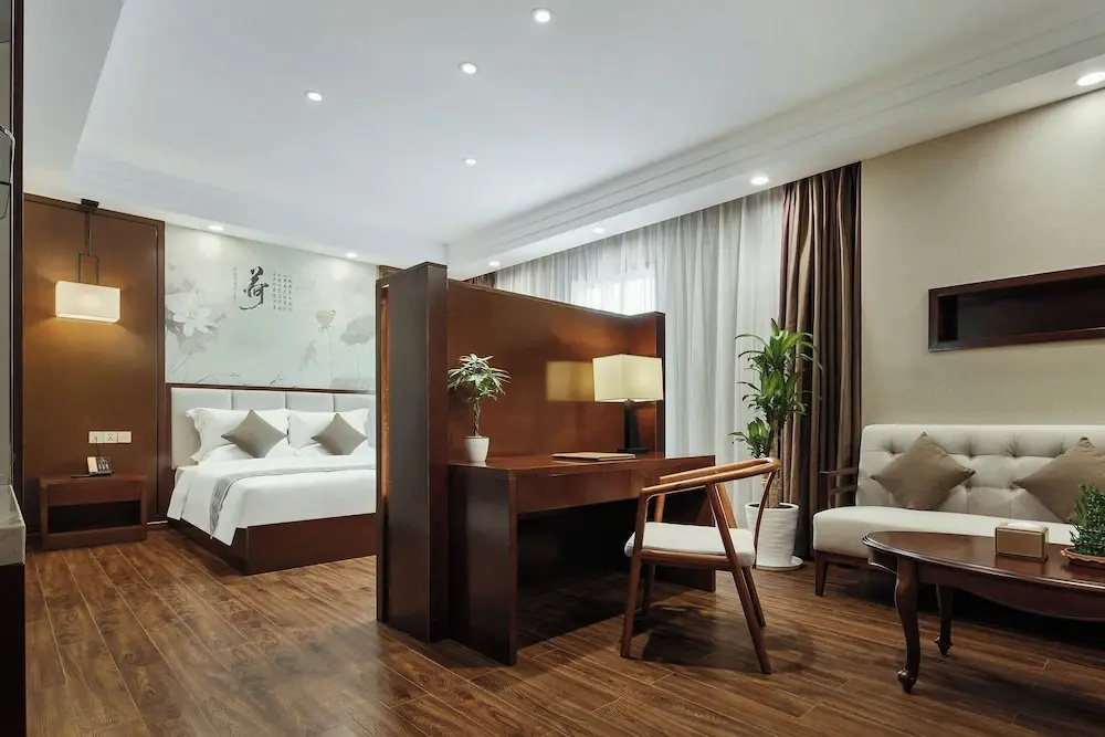 Photo - Rose Garden International Hotel