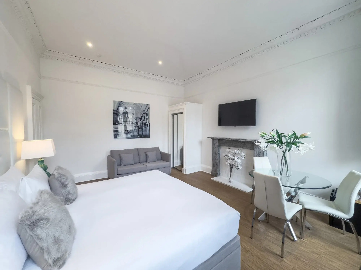 Photo - Hanover 71 Suites