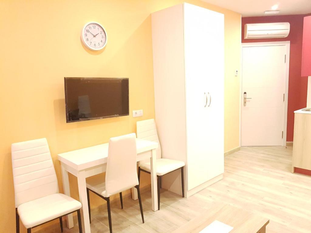 Photo - Avenida De America Tijcal