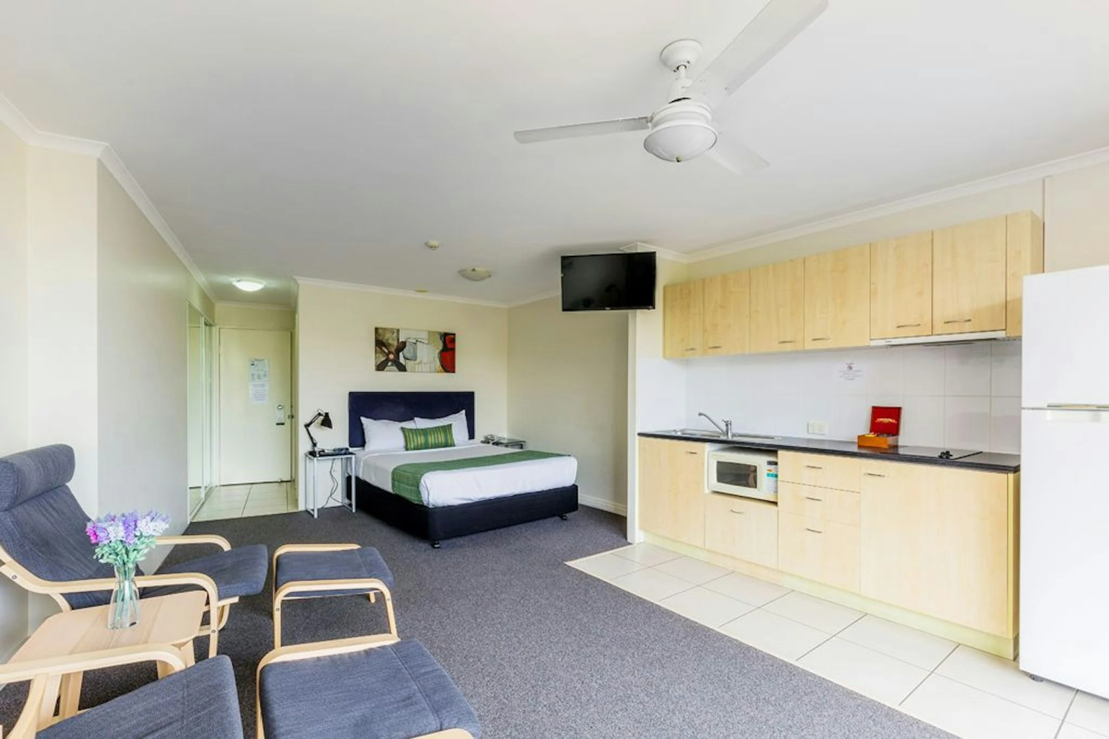 Photo - The Wellington Apartment Hotel