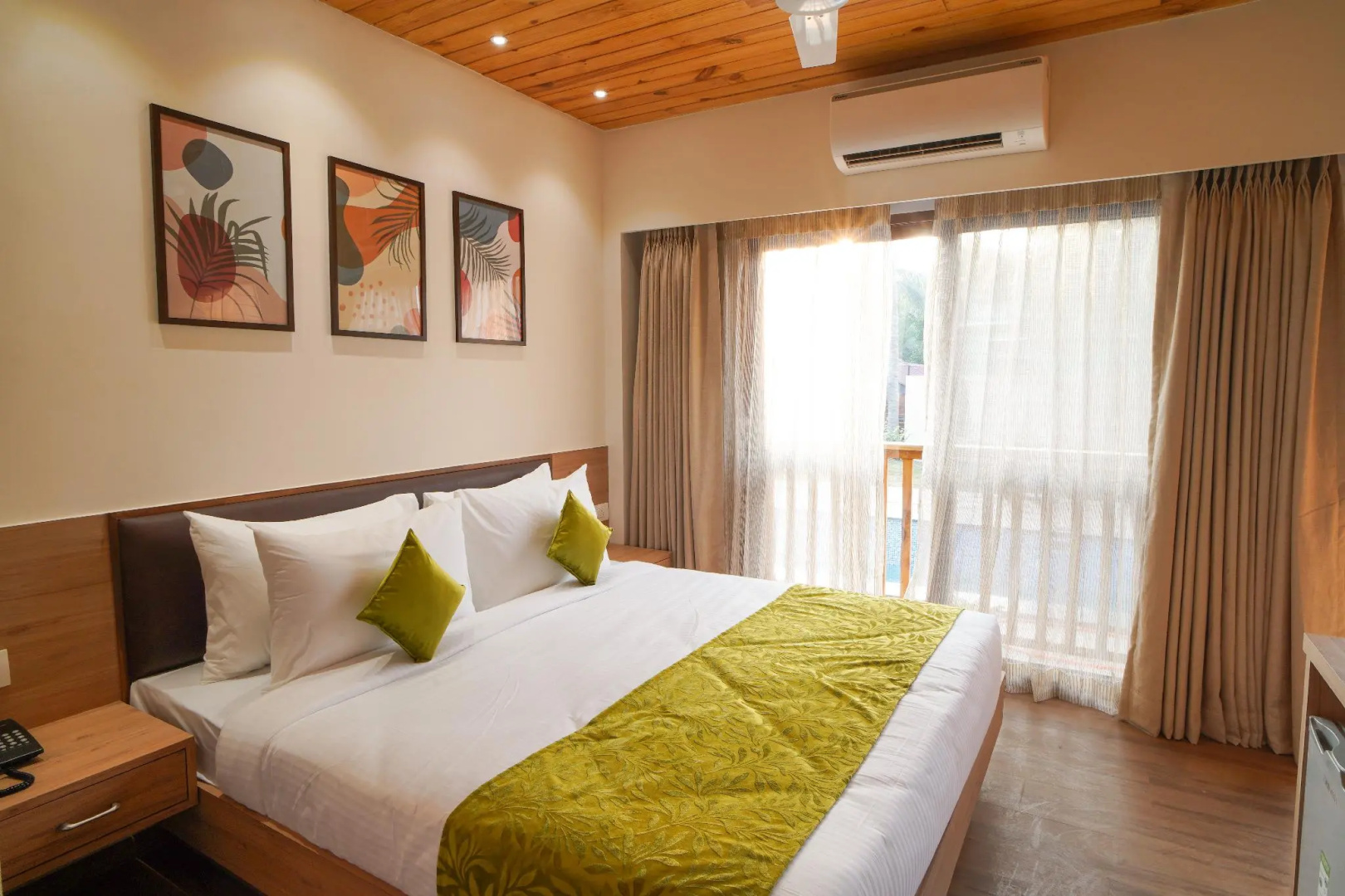 Photo - TreeHouse MARS Beach Cottages