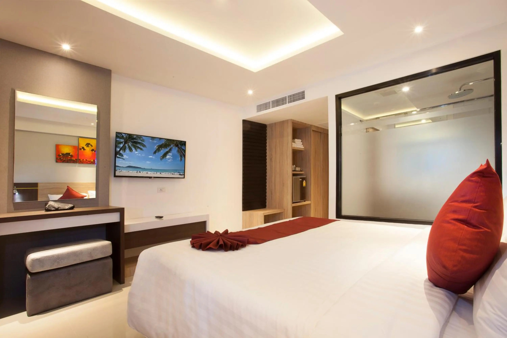 Photo - Paripas Patong Resort