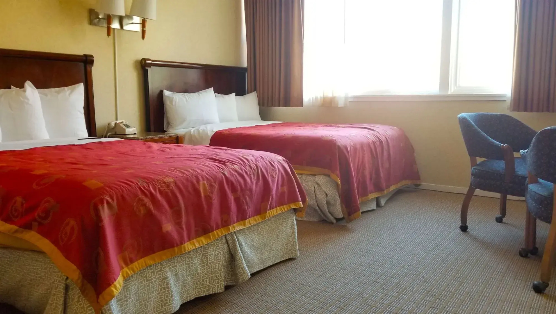 Photo - Pacific Heights Inn
