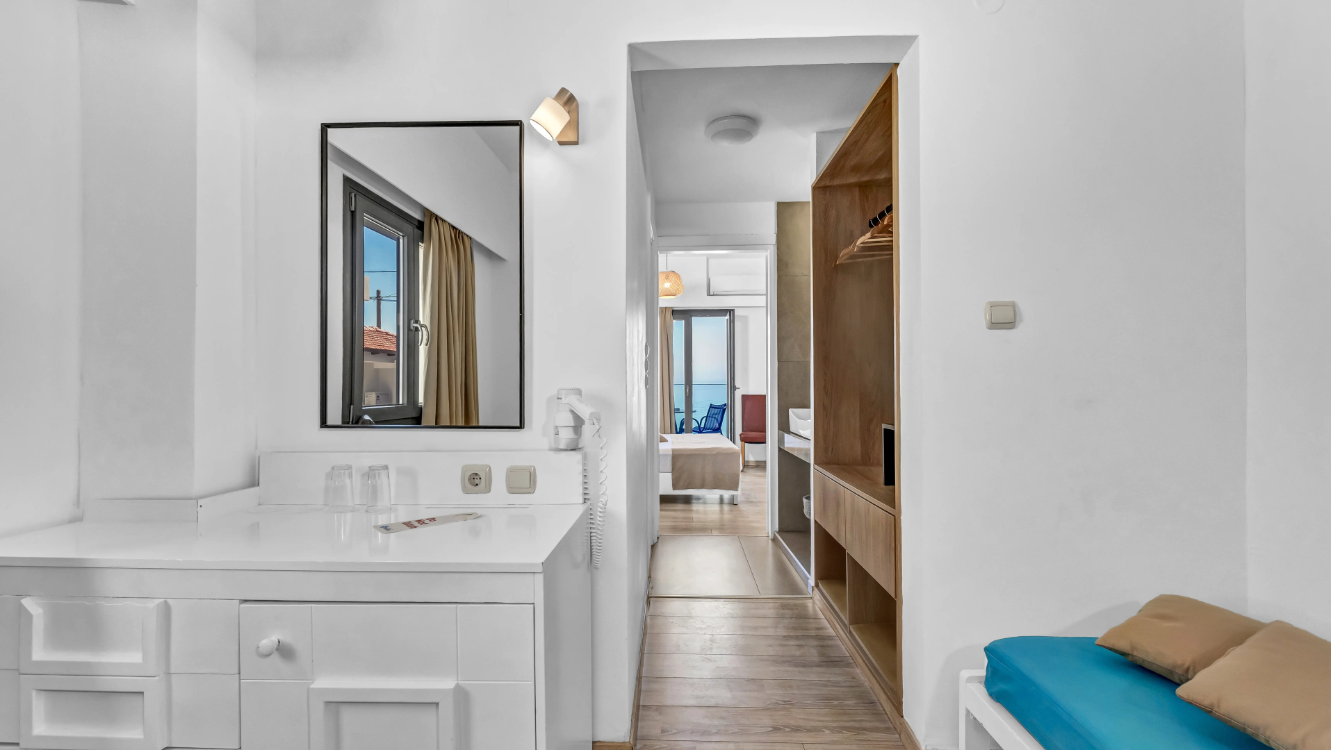 Photo - Sunset Beach Hotel