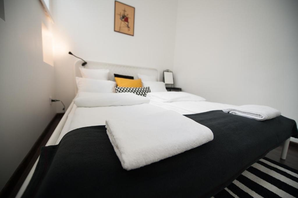 Romantic New 2 Bedroom Vilnius Best Location