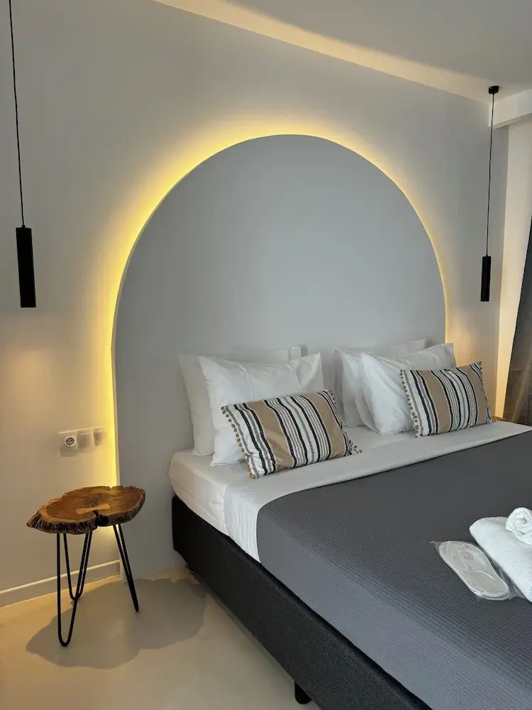 Photo - Angelo Estate Santorini