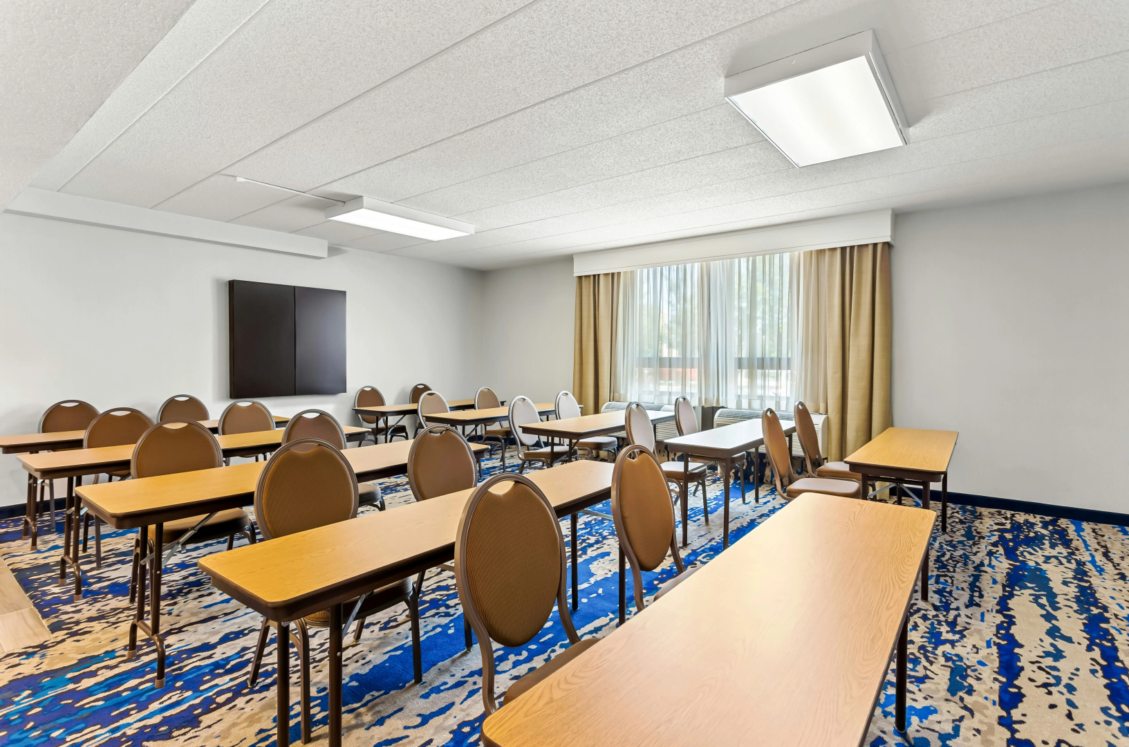 Photo - Hampton Inn Chicago/Naperville