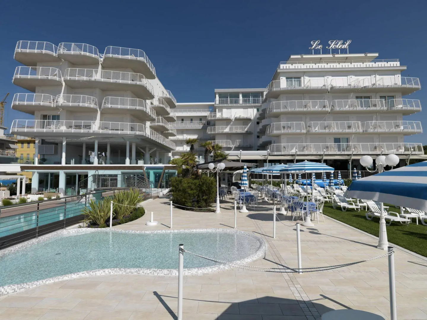 Photo - Hotel Le Soleil