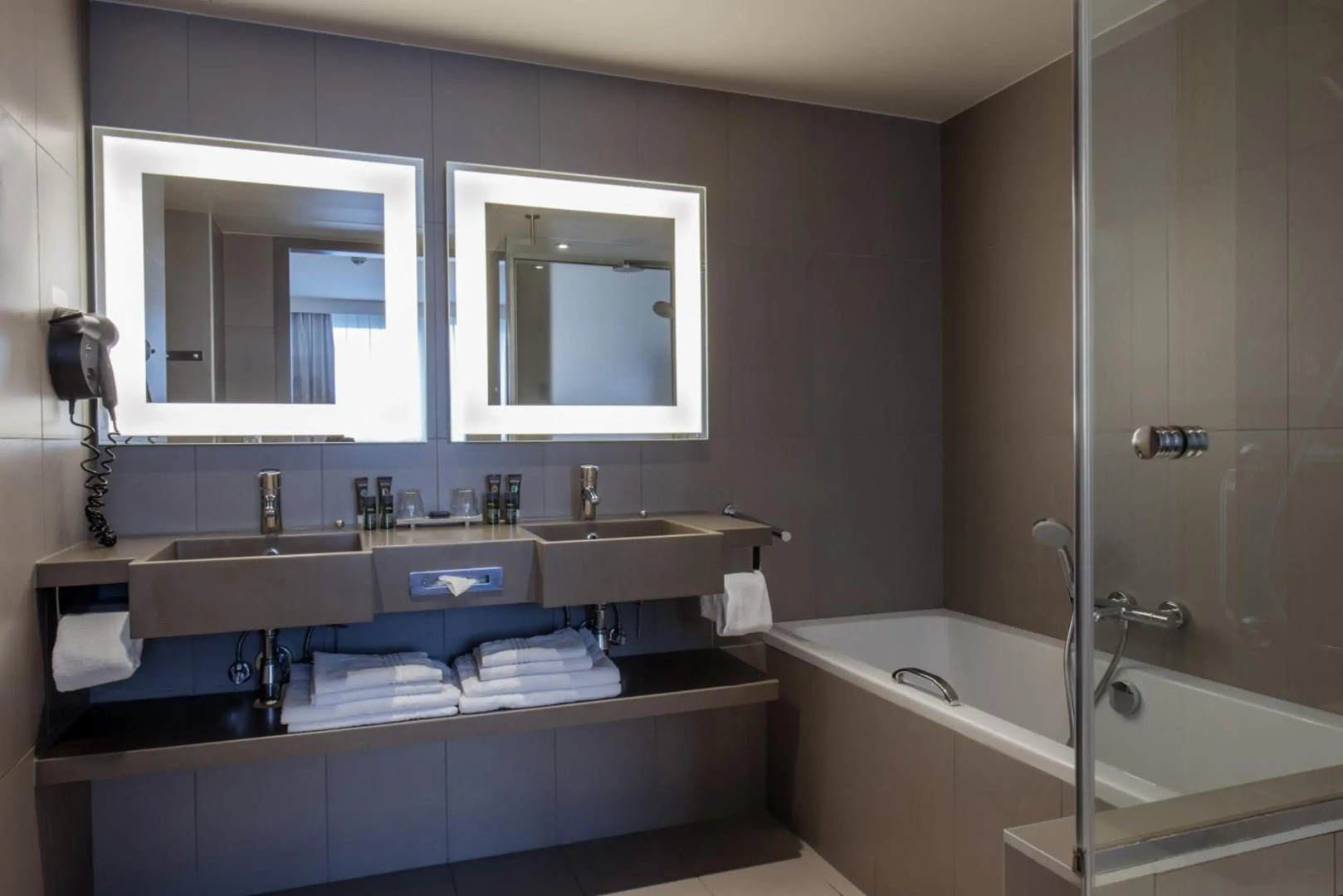 Foto - Warwick Allerton Chicago