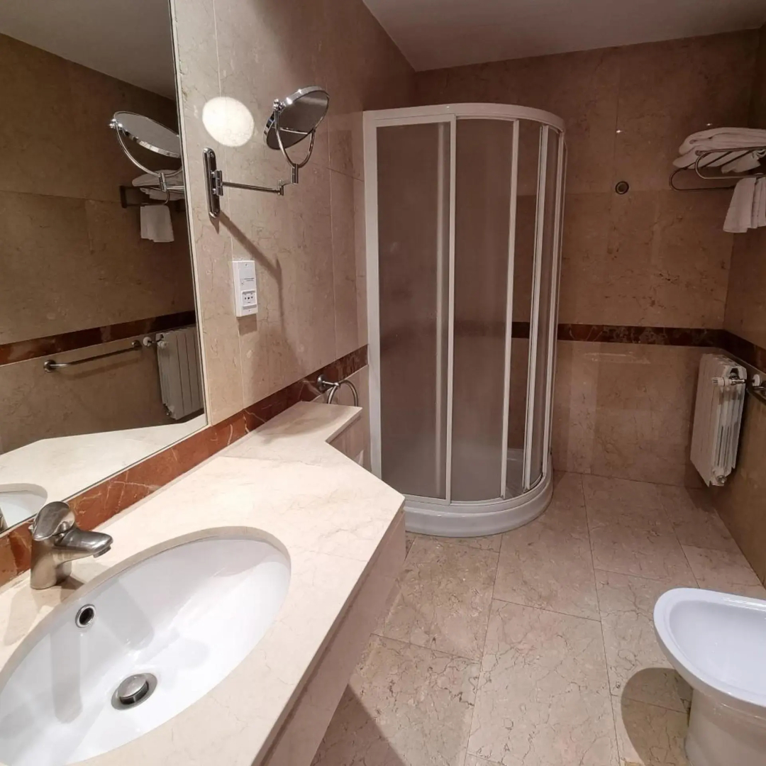 Photo - Hotel Gran Legazpi