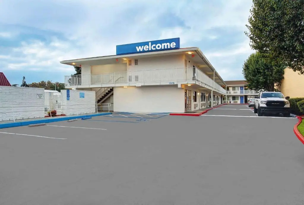 Foto - Super 8 by Wyndham Santa Clara