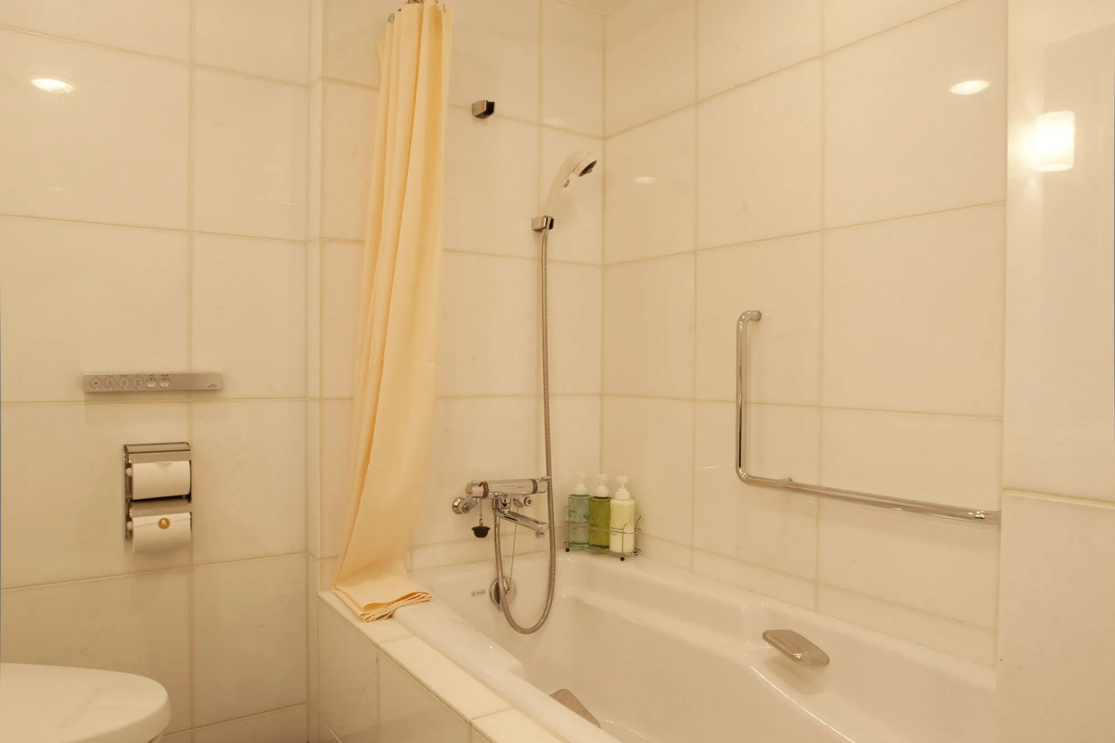 Photo - Nishitetsu Grand Hotel