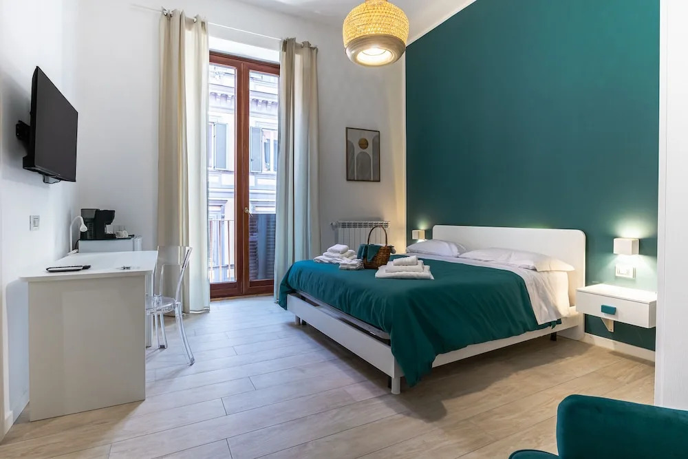 Photo - Rua de Mar Chiatamone