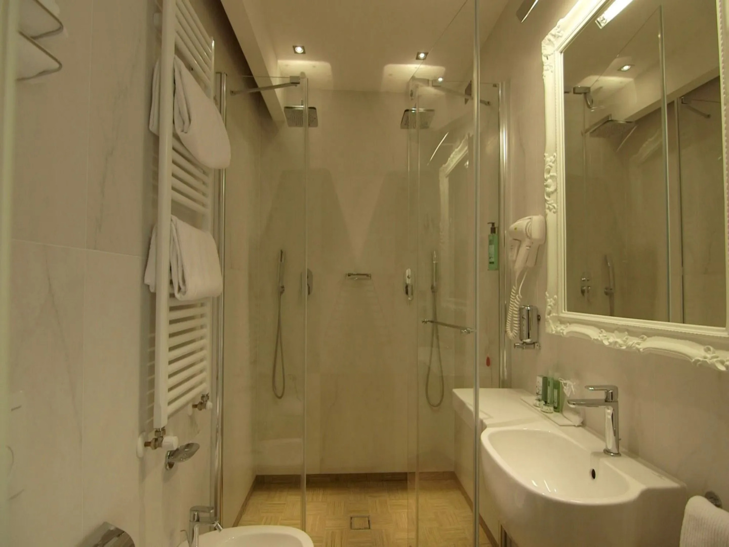 Photo - Hotel Select Suites & Spa - Apartments