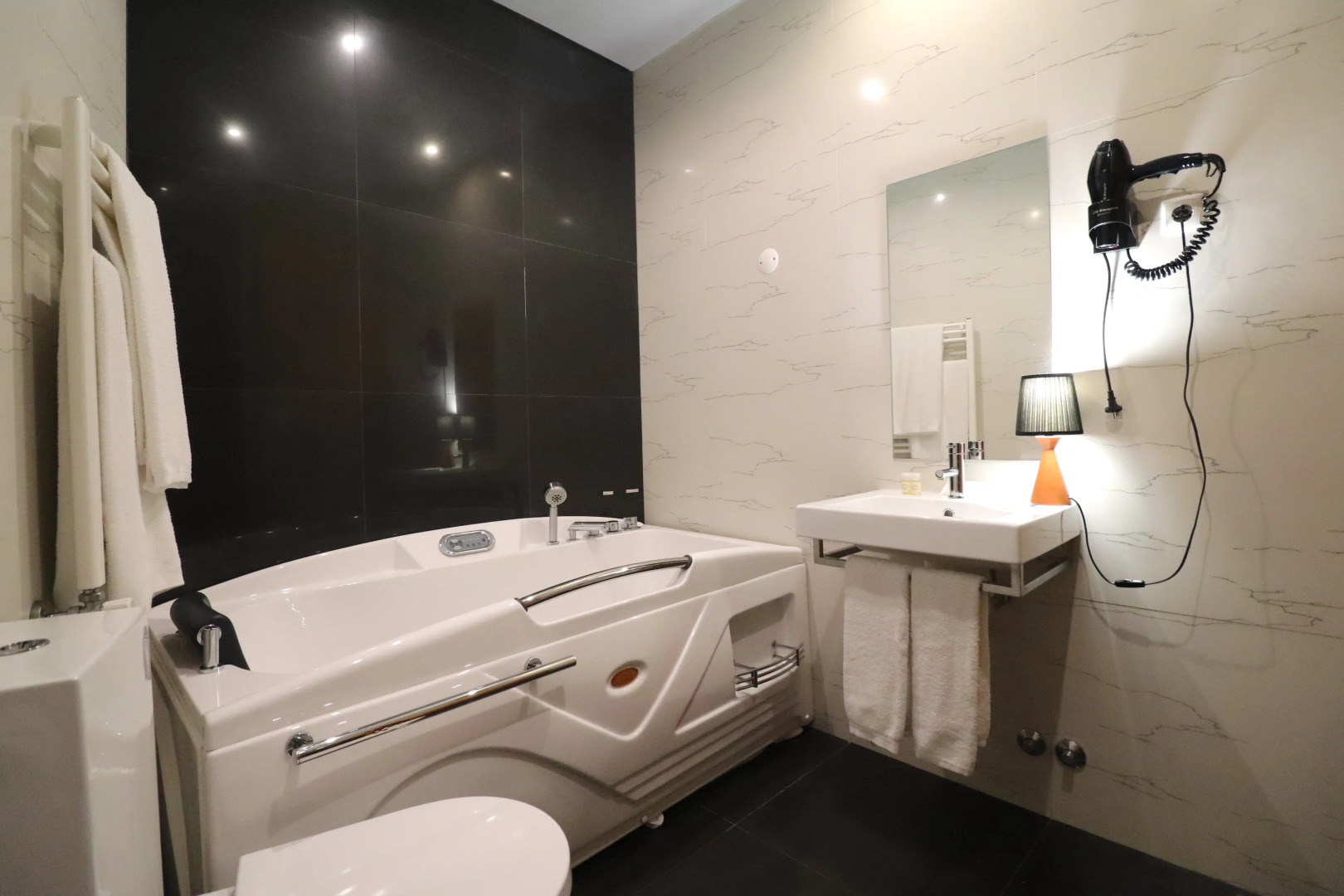 Photo - Hotel Rural Alves - BRAGA - Casa Alves de Torneiros