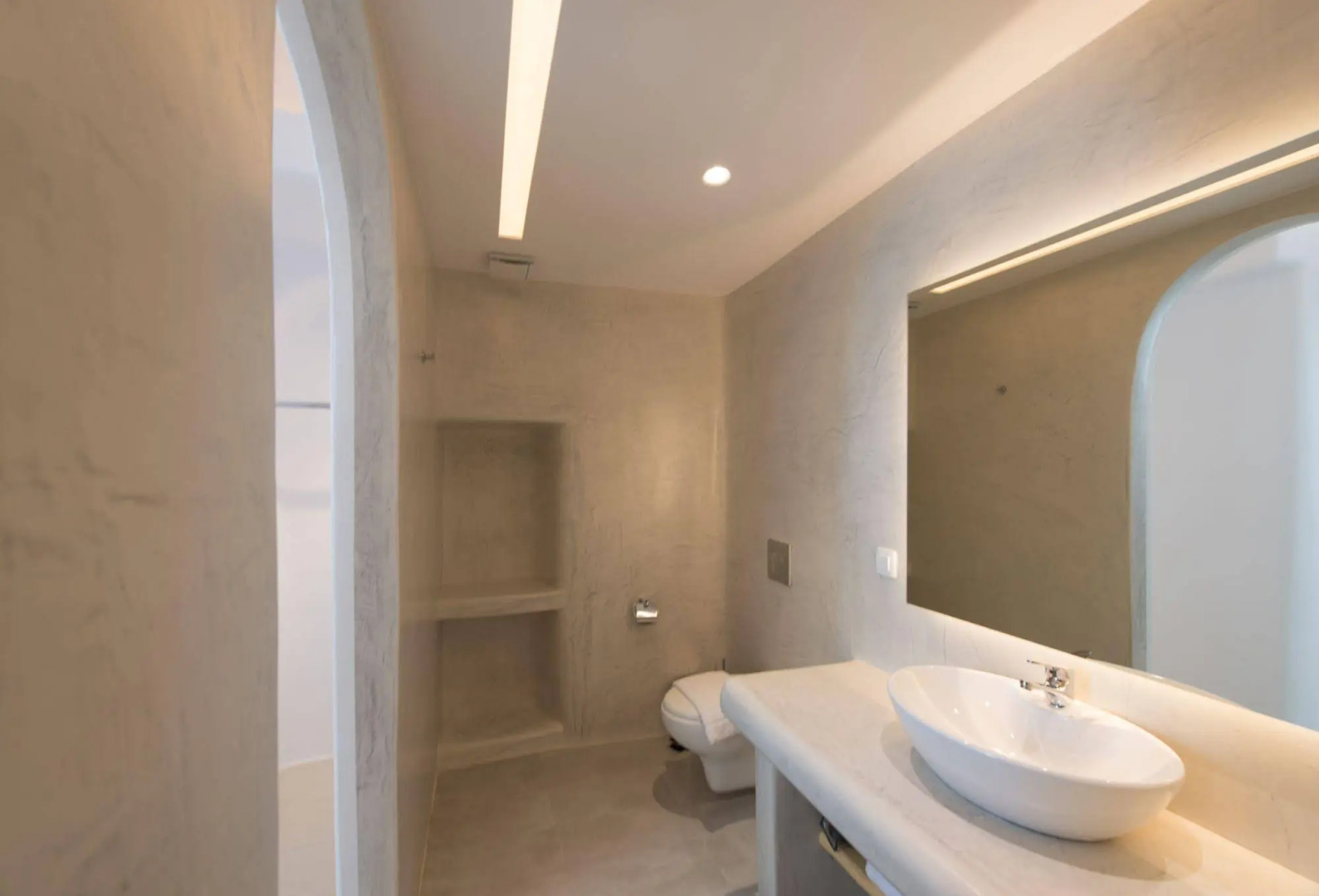 Photo - On the Cliff