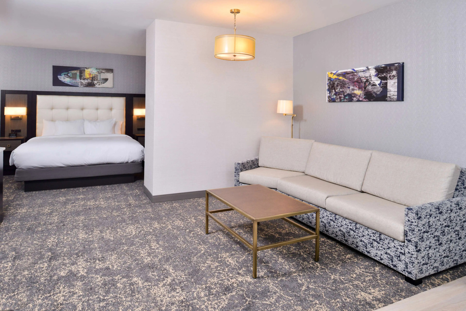 Photo - DoubleTree by Hilton Utica