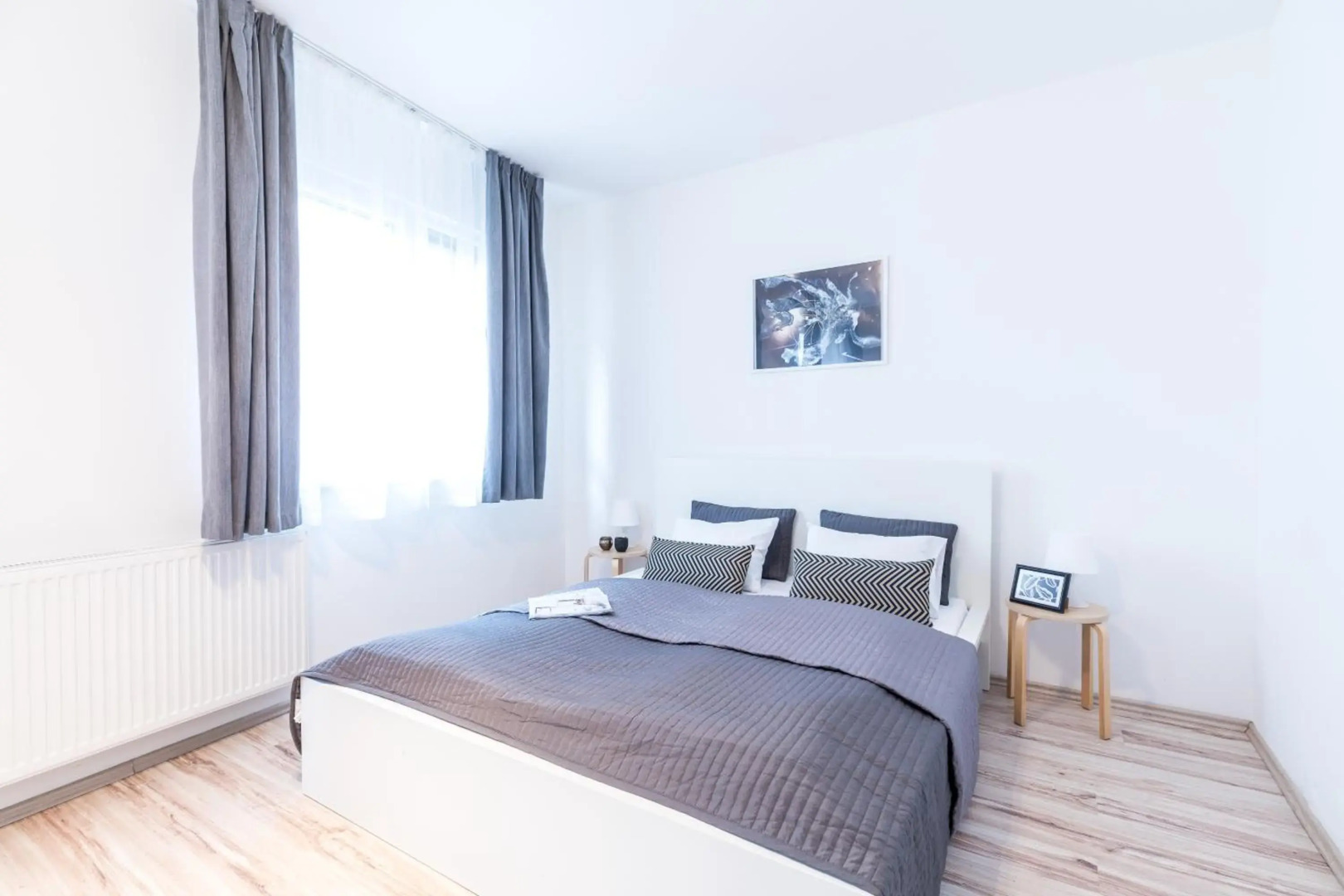 Foto - Vagabond Corvin