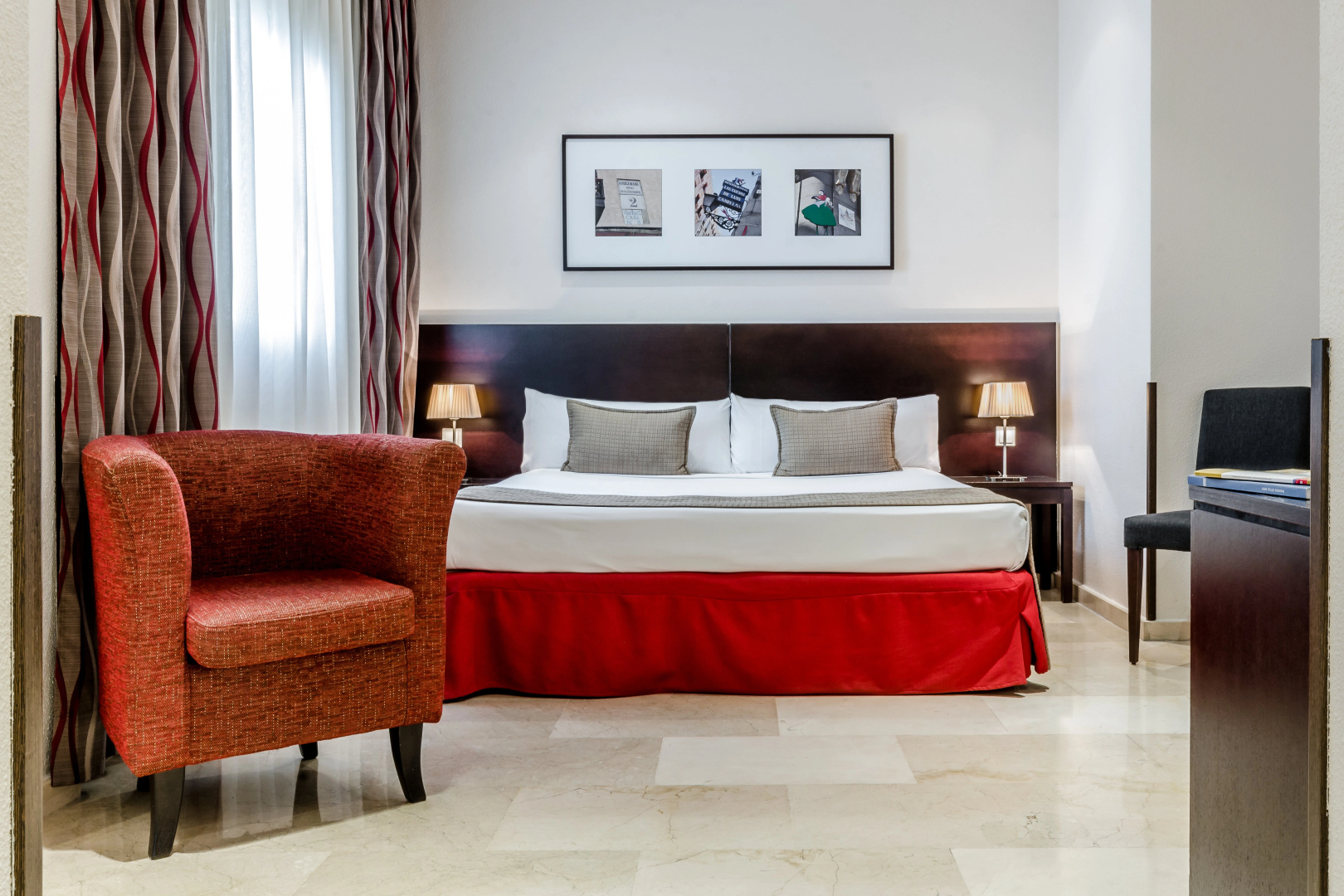 Photo - Hotel Exe Suites 33
