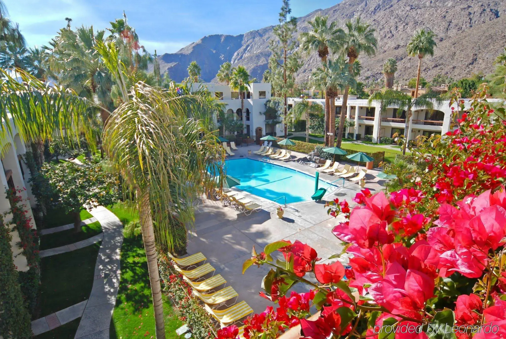 Photo - Palm Mountain Resort & Spa