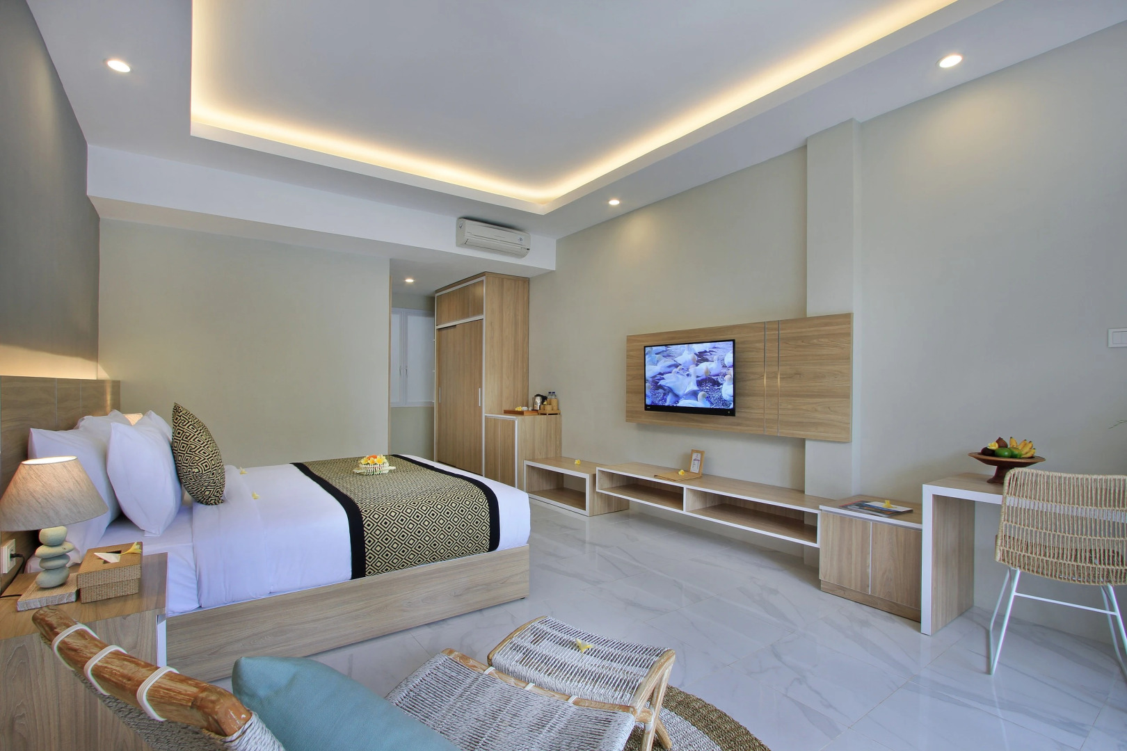 Foto - Tapa Tepi Kali Canggu